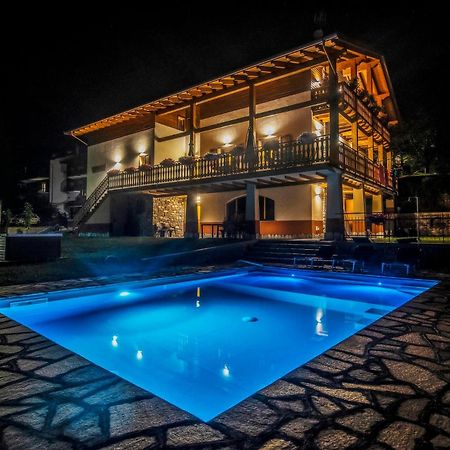 La Genzianella Affittacamere Santo Stefano dʼAveto Esterno foto