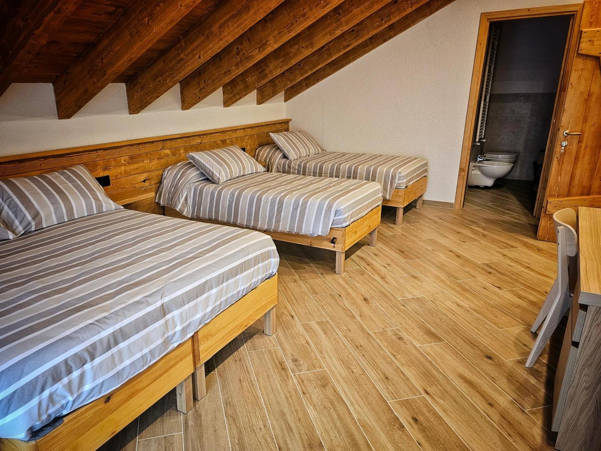 La Genzianella Affittacamere Santo Stefano dʼAveto Esterno foto